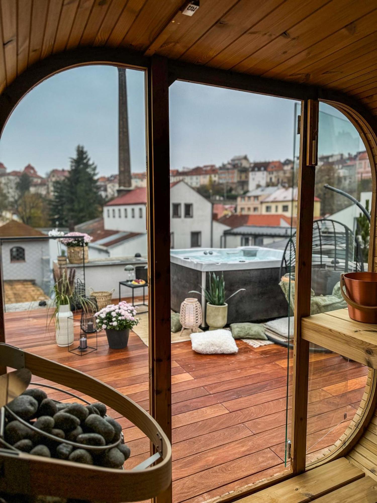 Aparthotel Na Klenici Млада-Болеслав Екстер'єр фото
